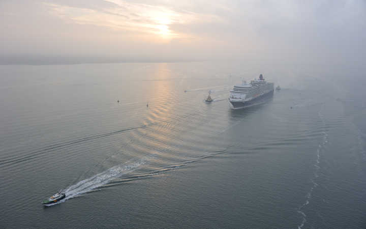 Bateau Queen Elizabeth
